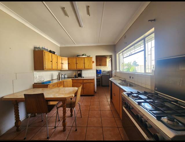 5 BEDROOM HOUSE FOR SALE IN MEYERTON CENTRAL